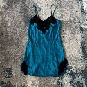 Vintage Victoria’s Secret gold label slip dress nightgown nightie size small